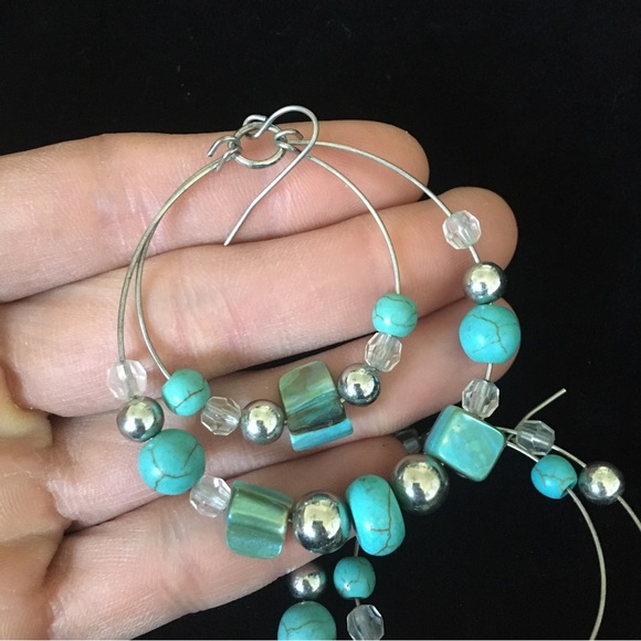 unknown Jewelry - Vintage Turquoise Blue Silver Tone Earrings